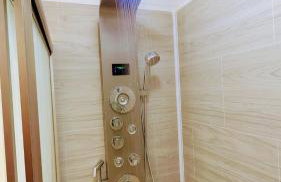 Ascension Cabin - hot tub, fire pit, babbling brook - Foto 33