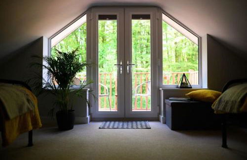 The Coach House at Wenvoe Manor, Cardiff - Photo 24