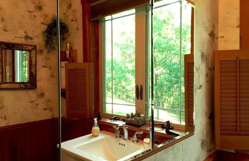 Amazing Mountain View Cottage Rental in Au Sable Forks, New York - Foto 12