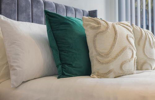 Modern 1BR Flat Gravesend with Parking Sleeps 2 - Foto 12