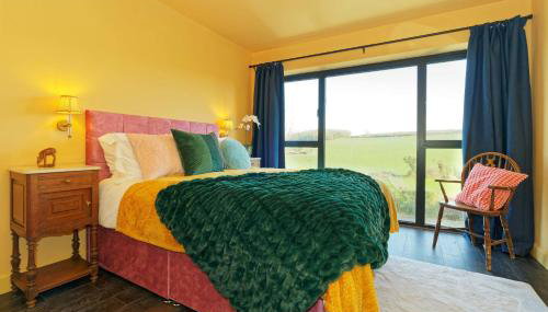 Kent Downs Cottage Modern Family Retreat near Canterbury - Photo 4