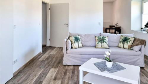 Pet Friendly Apartment - Photo 4