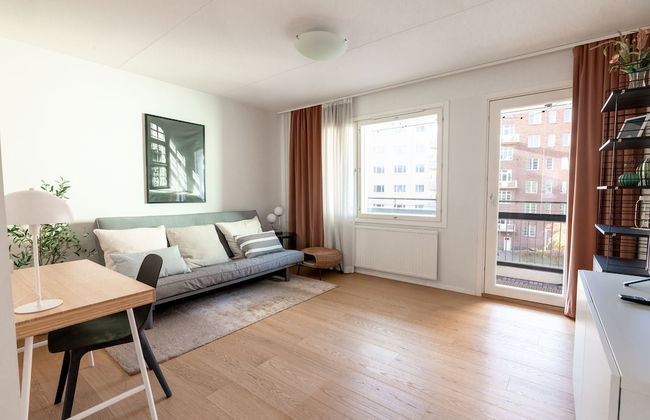 2ndhomes Modern & Cozy 2BR Apt w Balcony - Foto 16