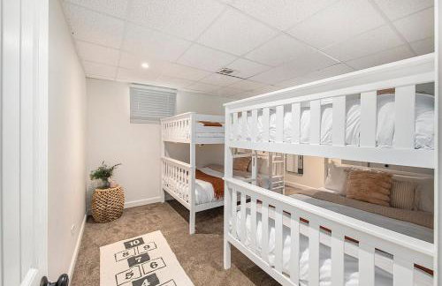 New Beach front 5bd in Sister Lakes with Hot tub - Foto 18