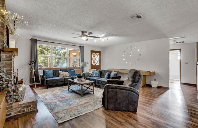 Uhost AI 4BR Retreat Hot Tub Firepit - Foto 46