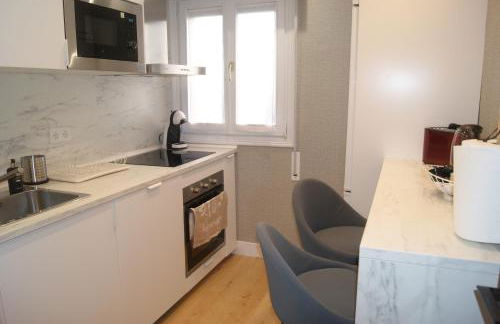 Nuevo, luminoso, reformado, cerca del Casco Viejo - Foto 16