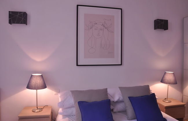 Picasso Apartments - Photo 4