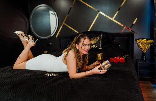 RoyalRelax Apartament w Lesie z Jacuzzi, Kinem domowym 88' - Białystok - Foto 32