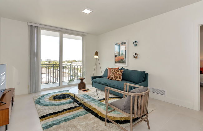 Roami at Grove 27 - Photo 116