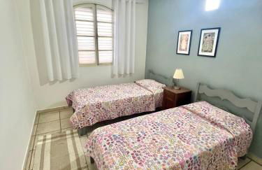 Apartamentos até 6 pessoas - 3 quartos com suíte e garagem, completo - Photo 17