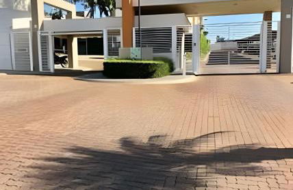 Flat espaçoso e com quintal na Zona Sul - Foto 24