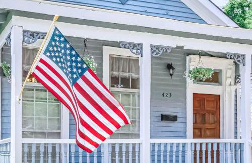 Americana Cottage Closest Historic BnB to Benning - Foto 5