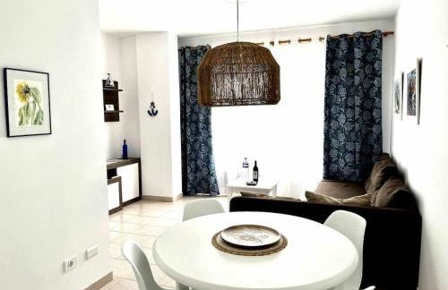 Playa Puerto de Tazacorte La Isla de La Palma - Foto 1