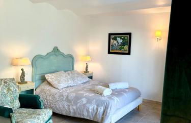 T2 Centre-Ville avec Grand Espace Vert - 15mn des Plages - Photo 3