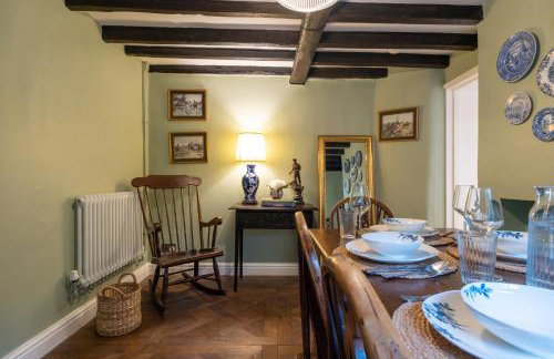 Beautiful 2 Bedroom Cottage in the Cotswolds - Photo 57