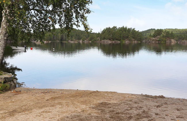 8 Person Holiday Home in Sondeled - Photo 18