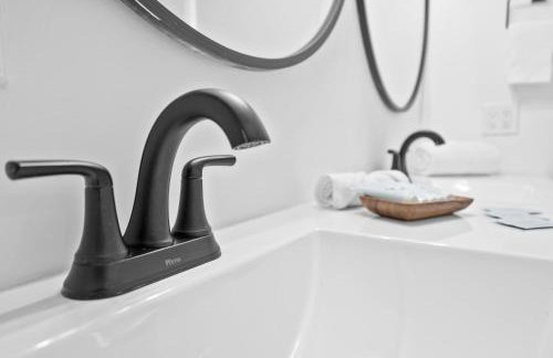 Renovated Villa with Heated Pool & Arcade, 5 Min to Pompano Beach - Foto 61