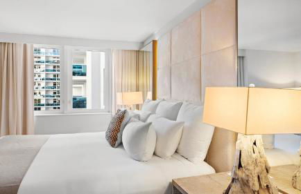 Oceanview Private Condo at 1 Hotel & Homes -904 - Photo 42