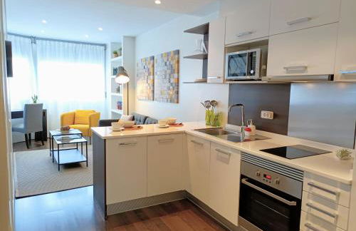 DFLAT Escultor Madrid Apartments - Photo 17