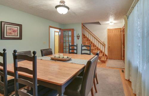 Large Home with Deck and Grill about 9 Mi to Virginia Tech - Foto 12