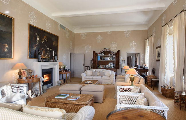 Large Beautiful Villa in Tuscan Hills of Chianti Stunning Gardens and Large Pool - Foto 9