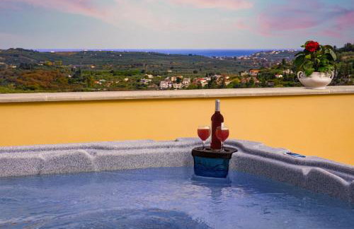 Villa Erontas -Private heated jacuzzi and mini pool - Foto 8
