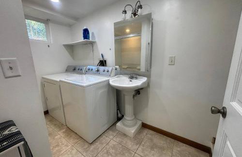 Charming lower-level suite close to ISU & downtown - Foto 11