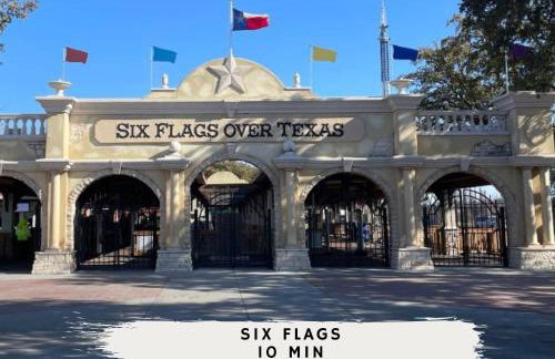 1BD 1BA Stylish Arlington Home w Backyard - Foto 27