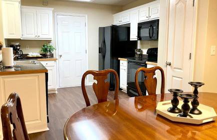 Spacious & comfy home in ultra-convenient location 2025 Traveller Award Winner - Foto 22