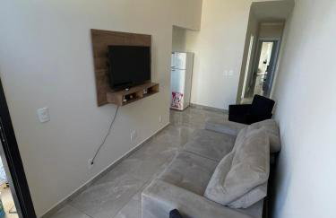 Casa bem localizada! Próximo a BR 277 e Av das Cataratas - Foto 4