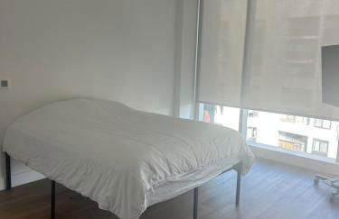 Bright, Modern Studio in White Plans - Foto 30