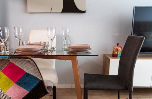 Cozy Suite next to Plaza del Ayuntamiento - Photo 11