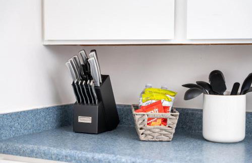 Relaxing Vibrant and Upscale 1Bedroom 1Bath Apartment - Foto 19