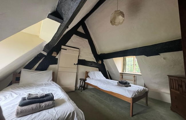 Cottage-fireplace-garden-petsok-3br-parking - Foto 1