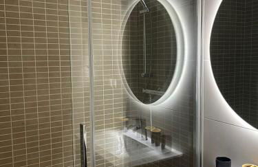 Luminoso dúplex con parking - Photo 12