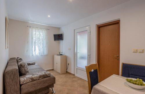 House Oliva with private pool and large garden - Photo 30