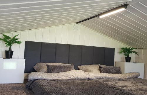 DOMKI POD DĘBAMI , Radawa - Foto 20