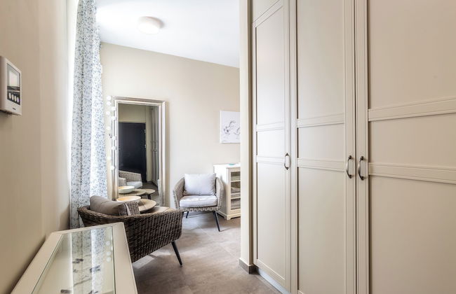 Lake Side Luxury – Steps to the Lake Lela - Foto 25