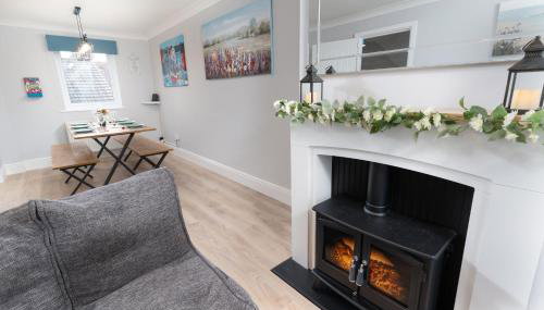 Large newly refurbished modern house, part sea views, south facing garden, parking - Foto 2