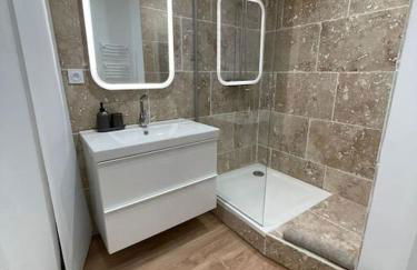 Duplex sous les toits - Foto 17