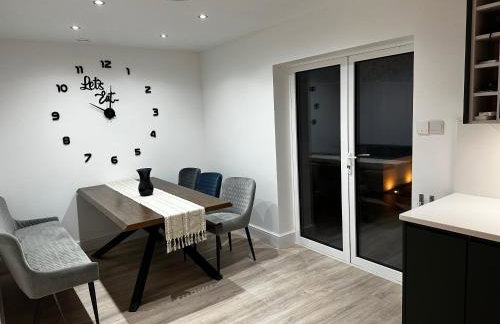 Luxury West London 3BR House, Cul De Sac - Foto 14