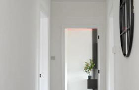 Modern 3 Bedroom Apartment - Photo 11