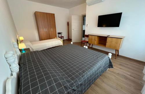 CASA PAOLA Central Stay by the Lake - Foto 7