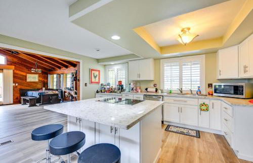 9 Mi to Spanaway Park Home with Indoor Hot Tub - Foto 7