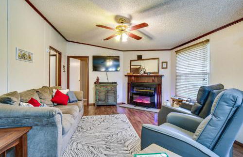 1 Mi to Lake Texoma Peaceful Kingston Getaway - Foto 3