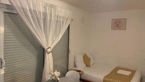 Charming Studio with Balneo Shower, Parking Included - Foto 3