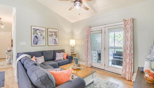 Snowbirds Welcome Foley Condo with Pool Access - Foto 4