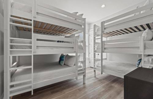 Tidal Time Estate With Game Room And Lsv - Foto 33