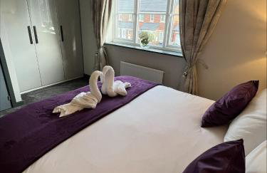 Ultra Modern large 4 bed executive home Durham - Photo 4