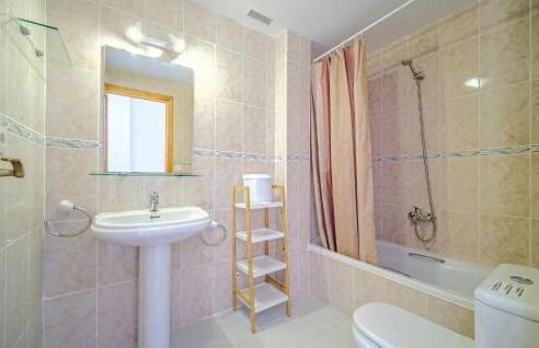1 Bedroom Lovely Apartment In Denia - Photo 17